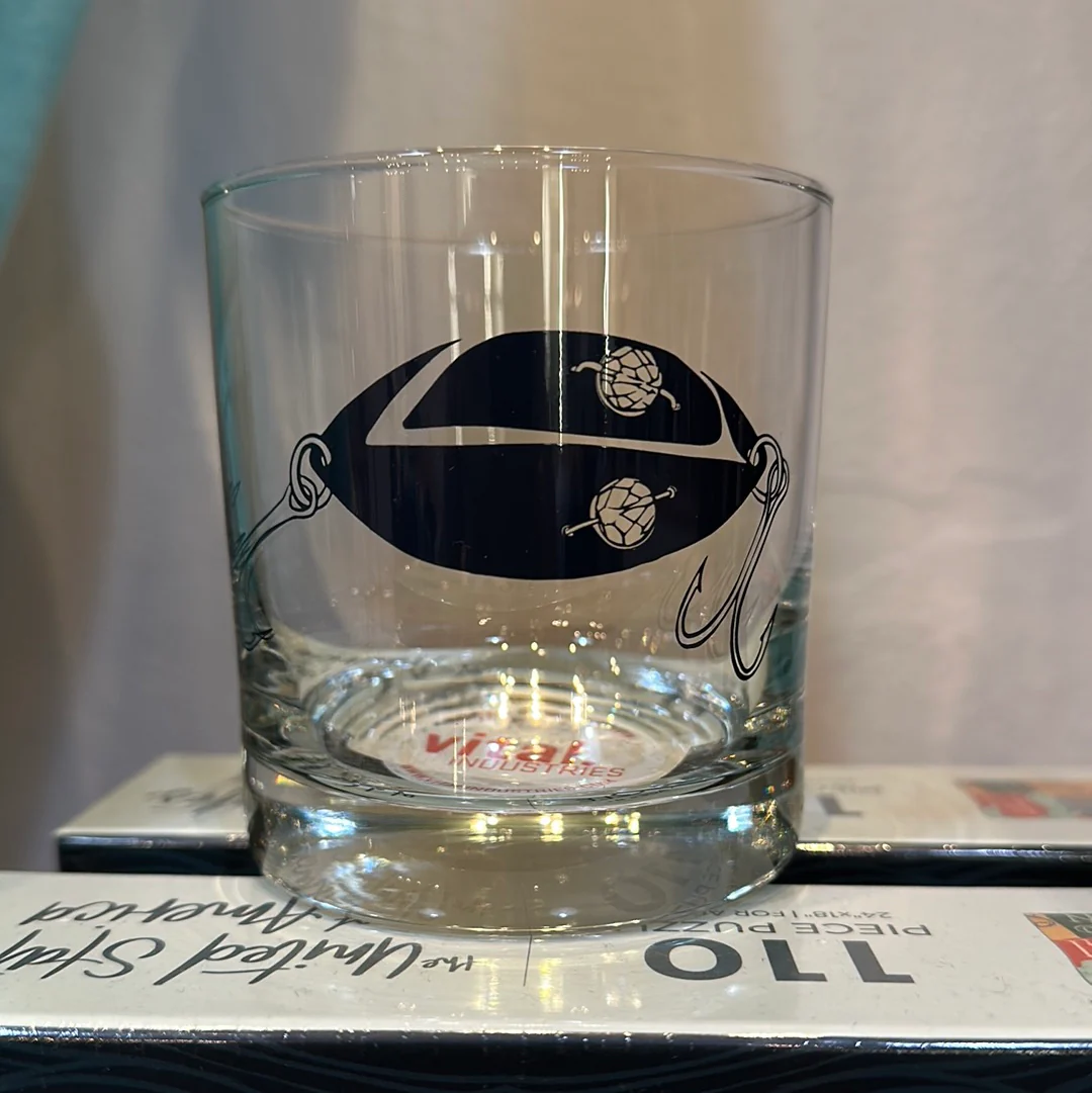 Fishing Lure Rock Glass - Image 2