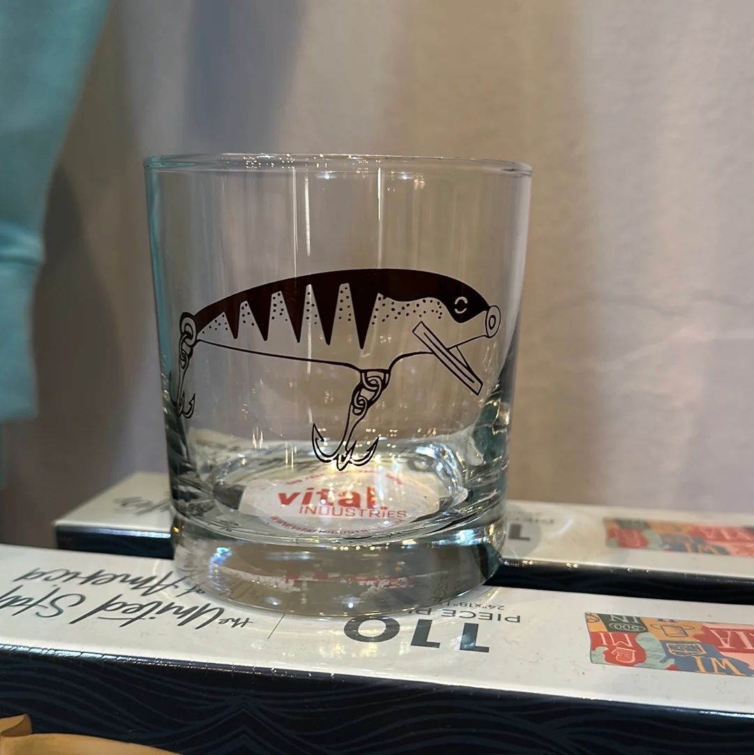 Fishing Lure Rock Glass - Image 3