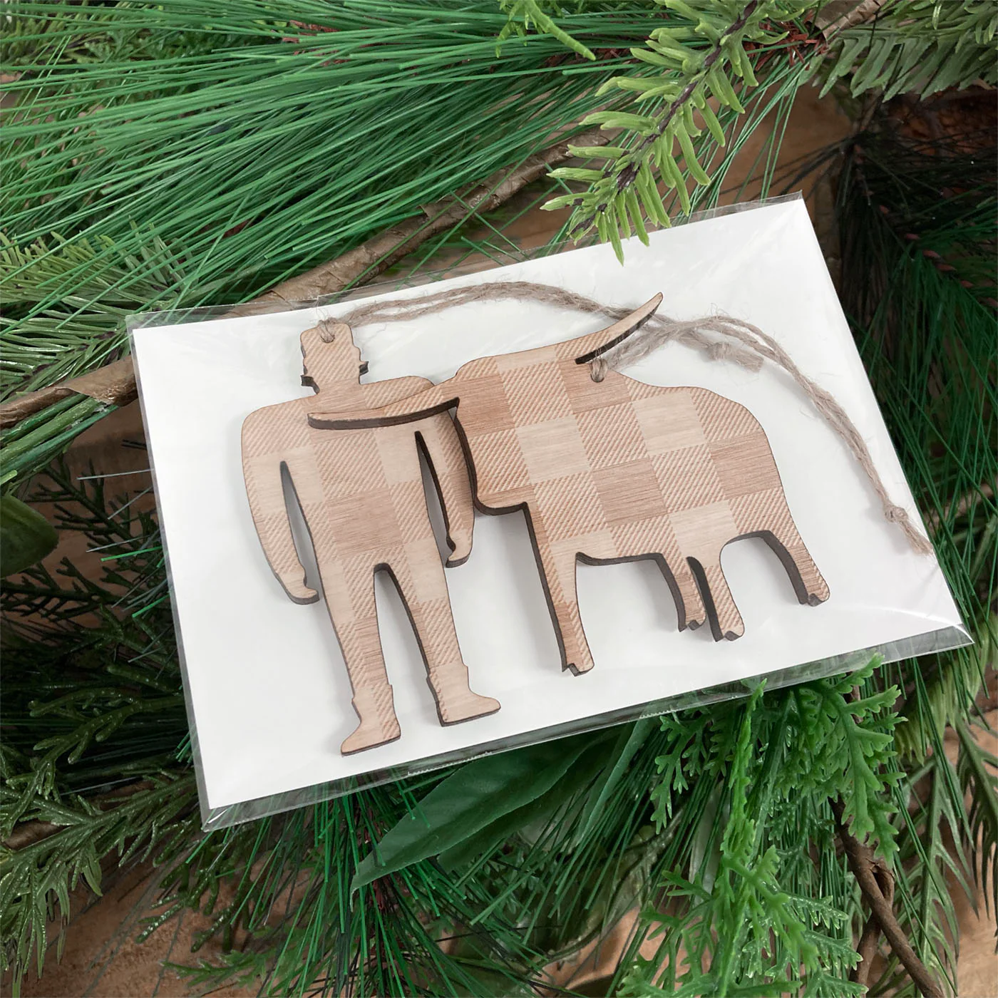 Paul and Babe Ornament Set - Image 3