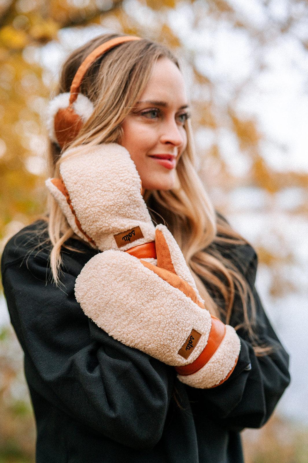 Snow Squall Mittens - Image 3